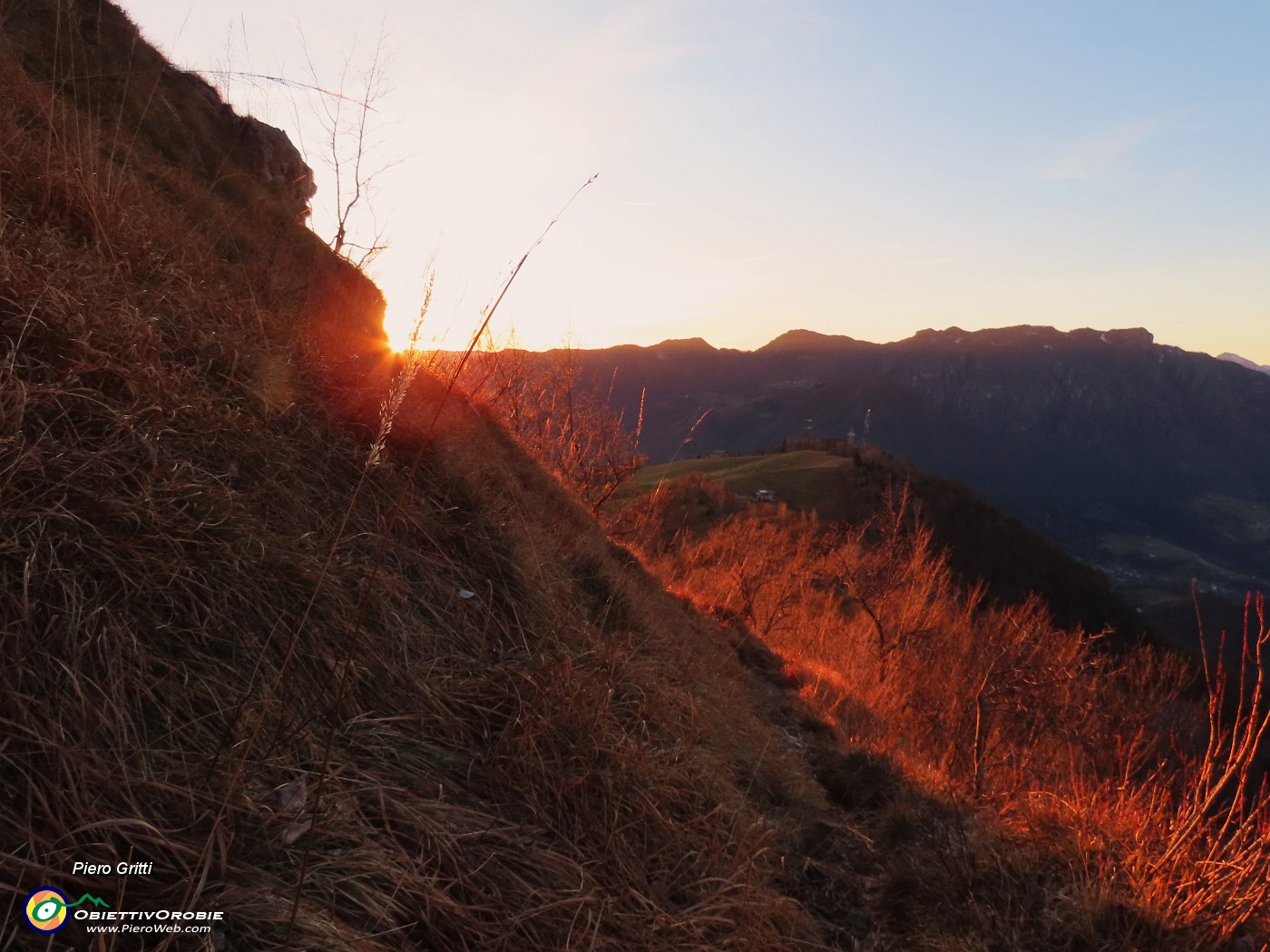 62...nella luce e nei colori del tramonto.JPG